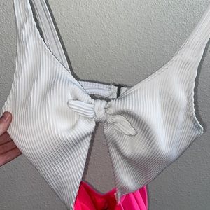 One piece hollister bathing suit